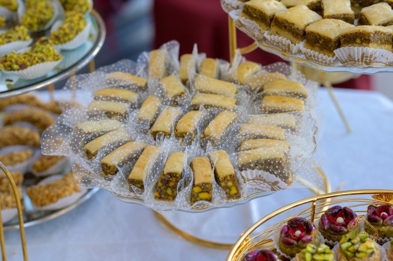 Journées commerciales pour les industries traditionnelles à Qasr Hellal7